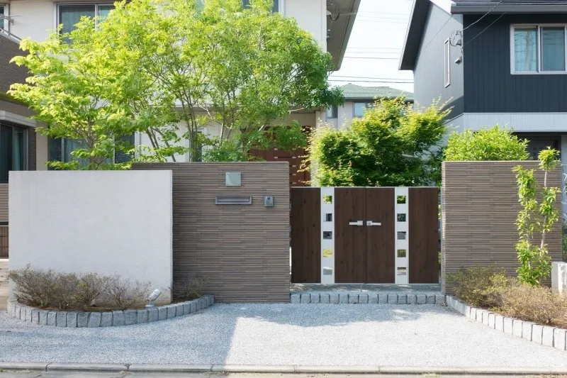 防犯性も考慮した外構工事をご提案