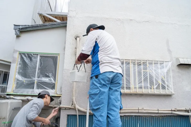 すでに雨漏りが起こっている場所を補修